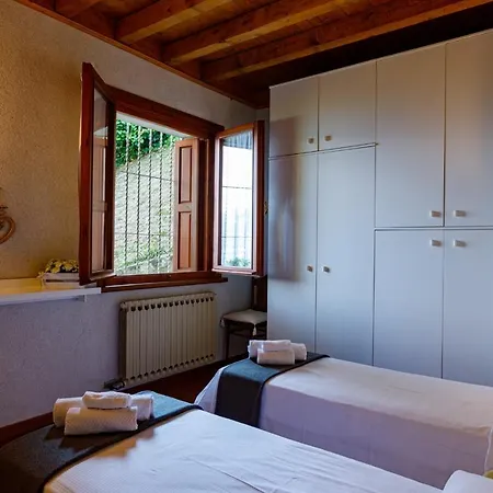 Villa Gardenia 6 *